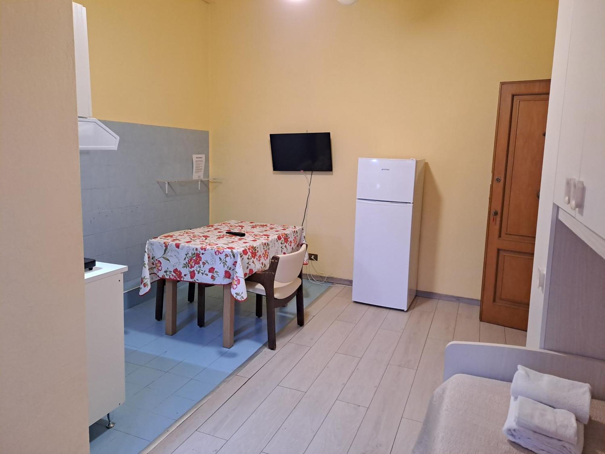 Giappone Inn Flat Livorno Exterior photo