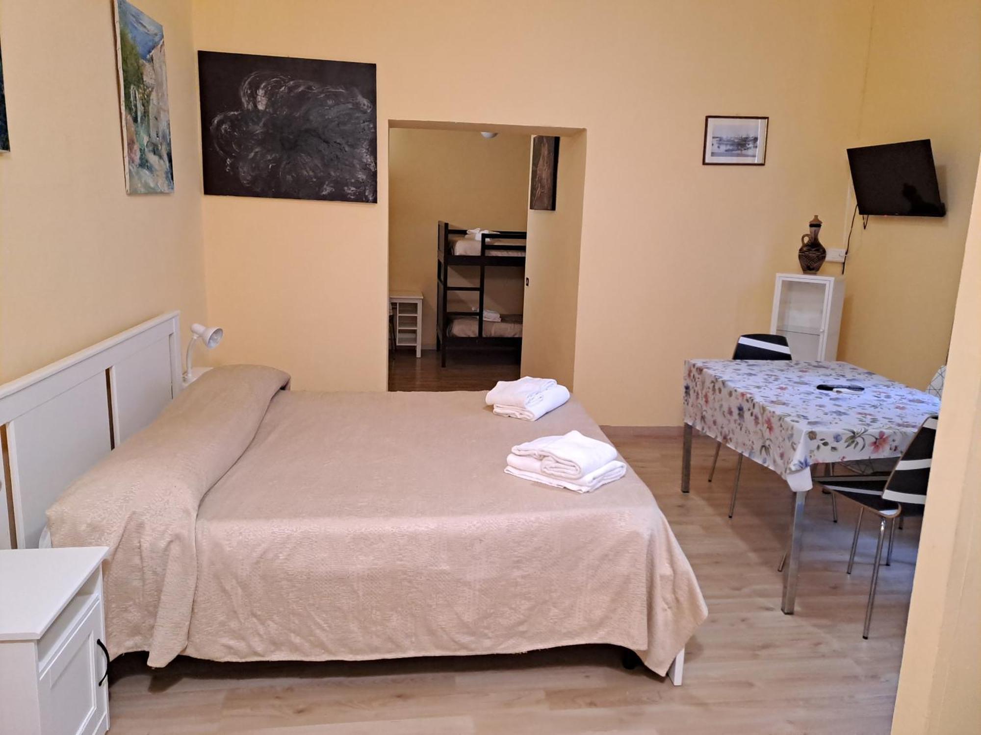 Giappone Inn Flat Livorno Exterior photo